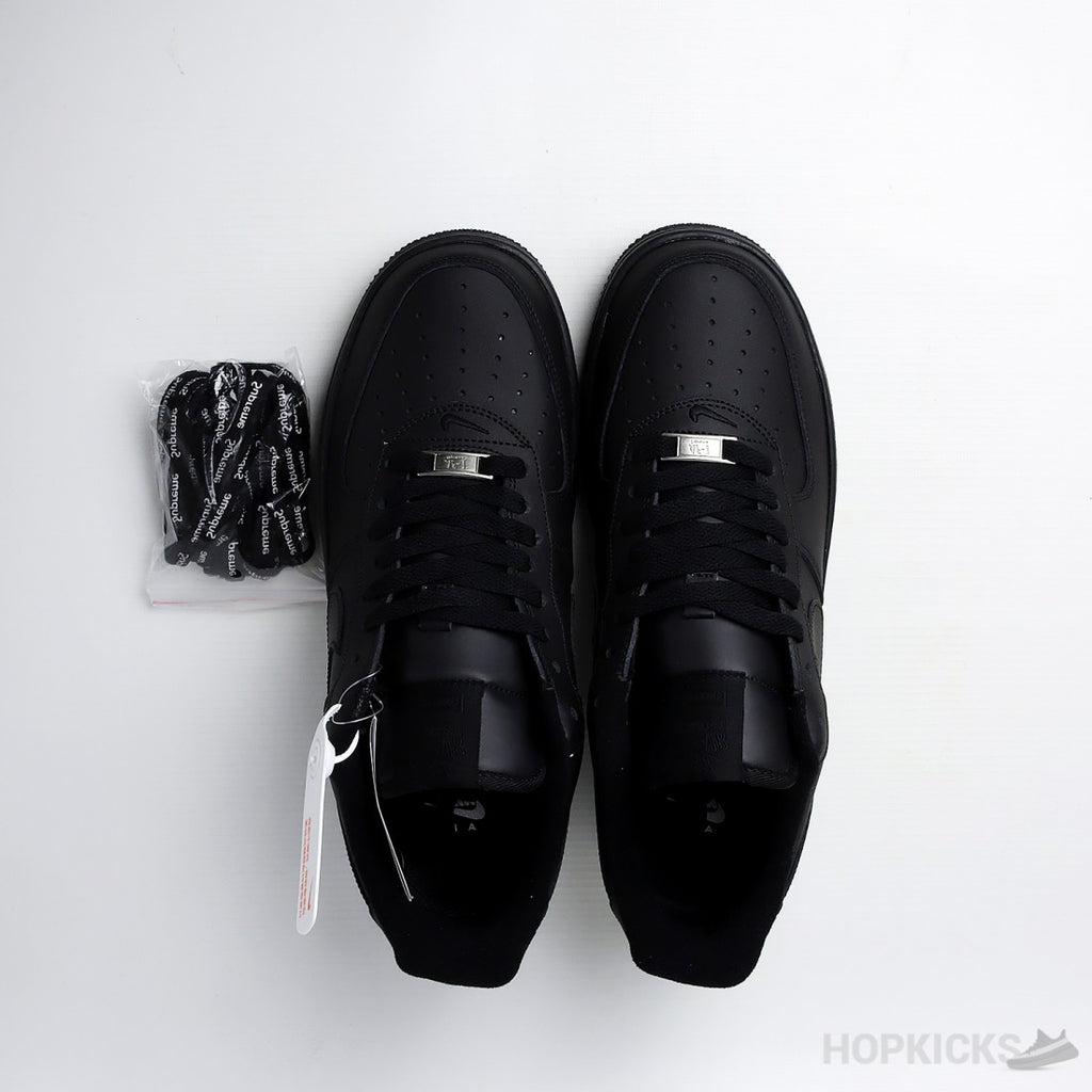 Nike Air Force 1 Low x Supreme - Black