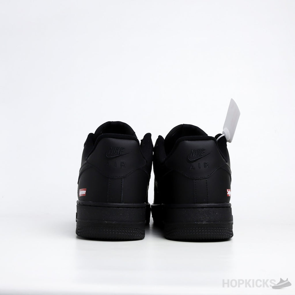 Nike Air Force 1 Low x Supreme - Black