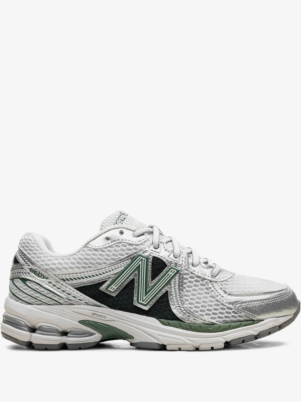 New Balance 860v2 — Metallic White Man Shoes