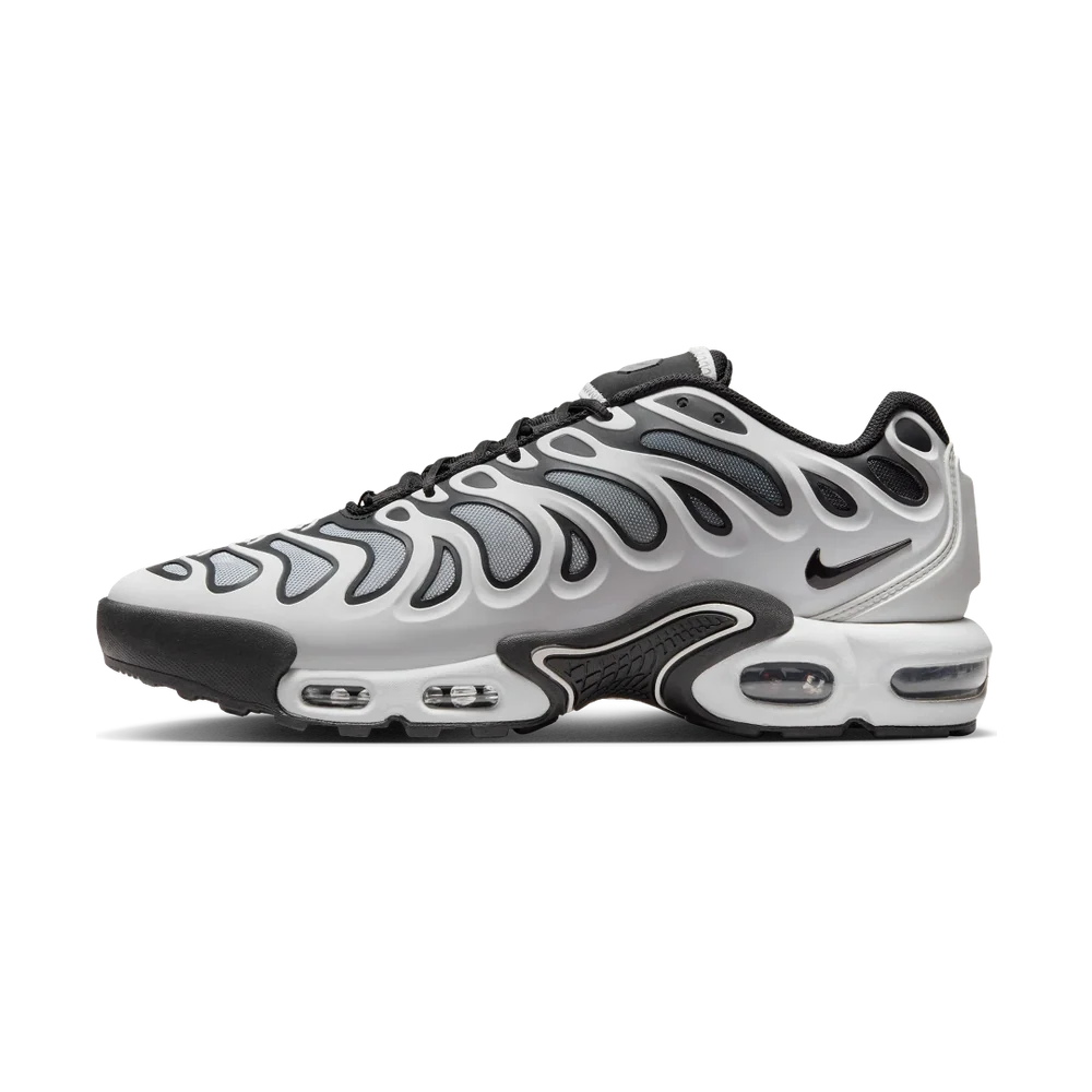 Nike Air Max Plus (TN) Drift - Black / Metallic Silver