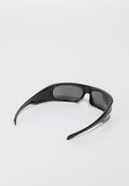 Lunettes enveloppantes style Oakley pour homme