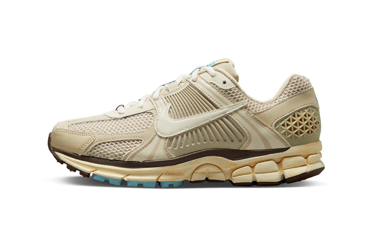 Nike Zoom Vomero 5 Men Shoes