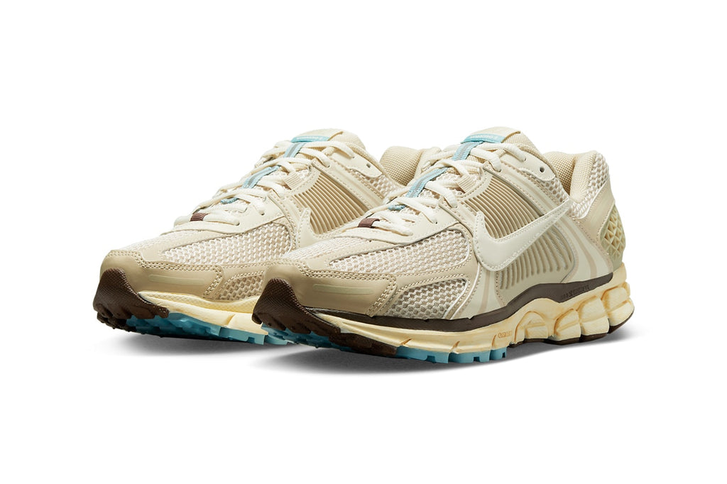 Nike Zoom Vomero 5 Men Shoes