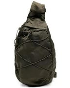 Sac à bandoulière à lentille C.P. Company - Denim foncé / Sac à dos croisé gris