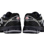 New Balance 860v2 - Black / Silver