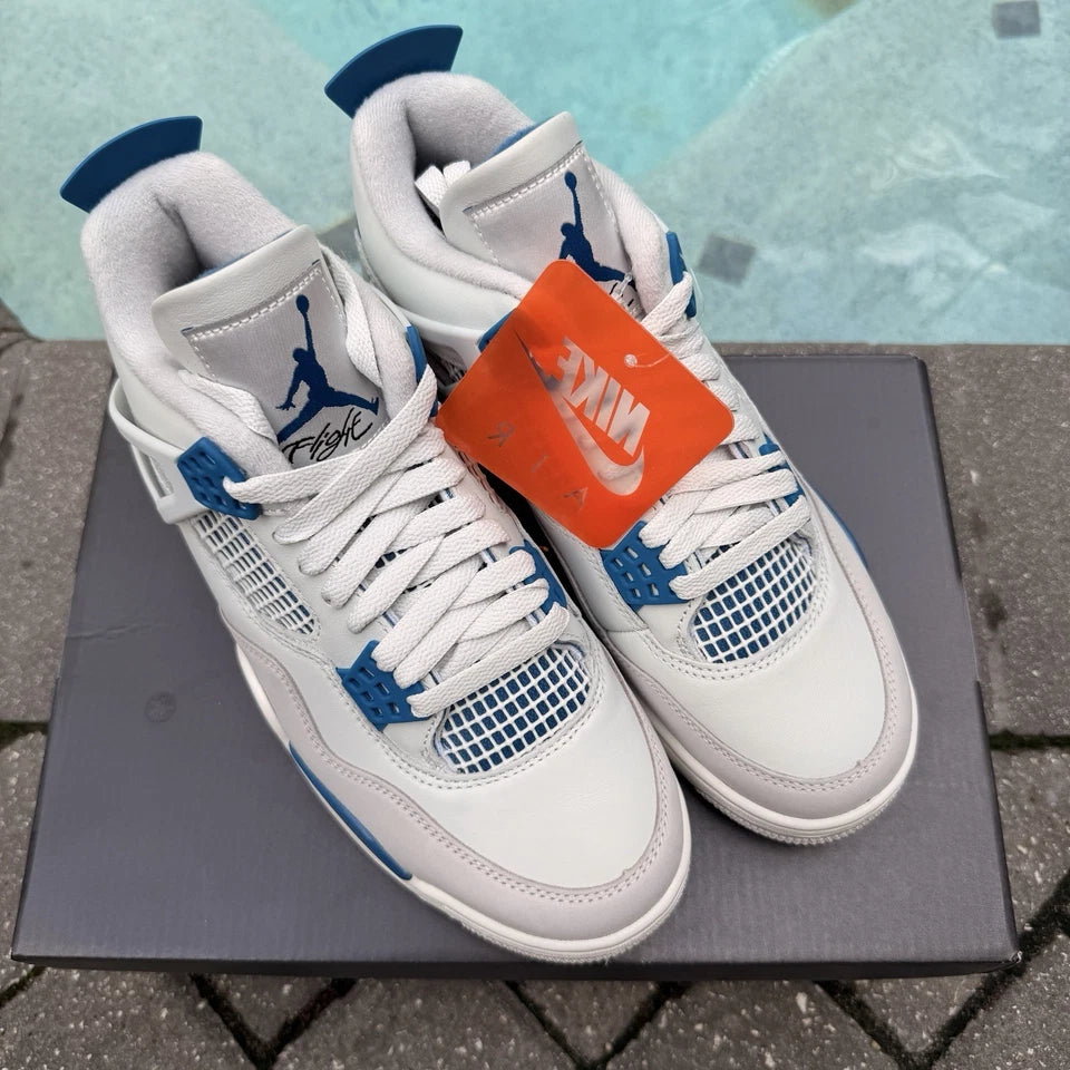 Air Jordan 4 Retro - Industrial Blue / Military Blue