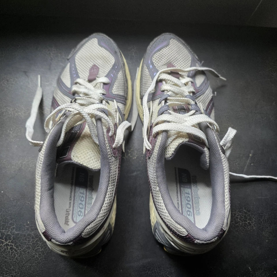 New Balance 1906R - Licorice / Moonrock