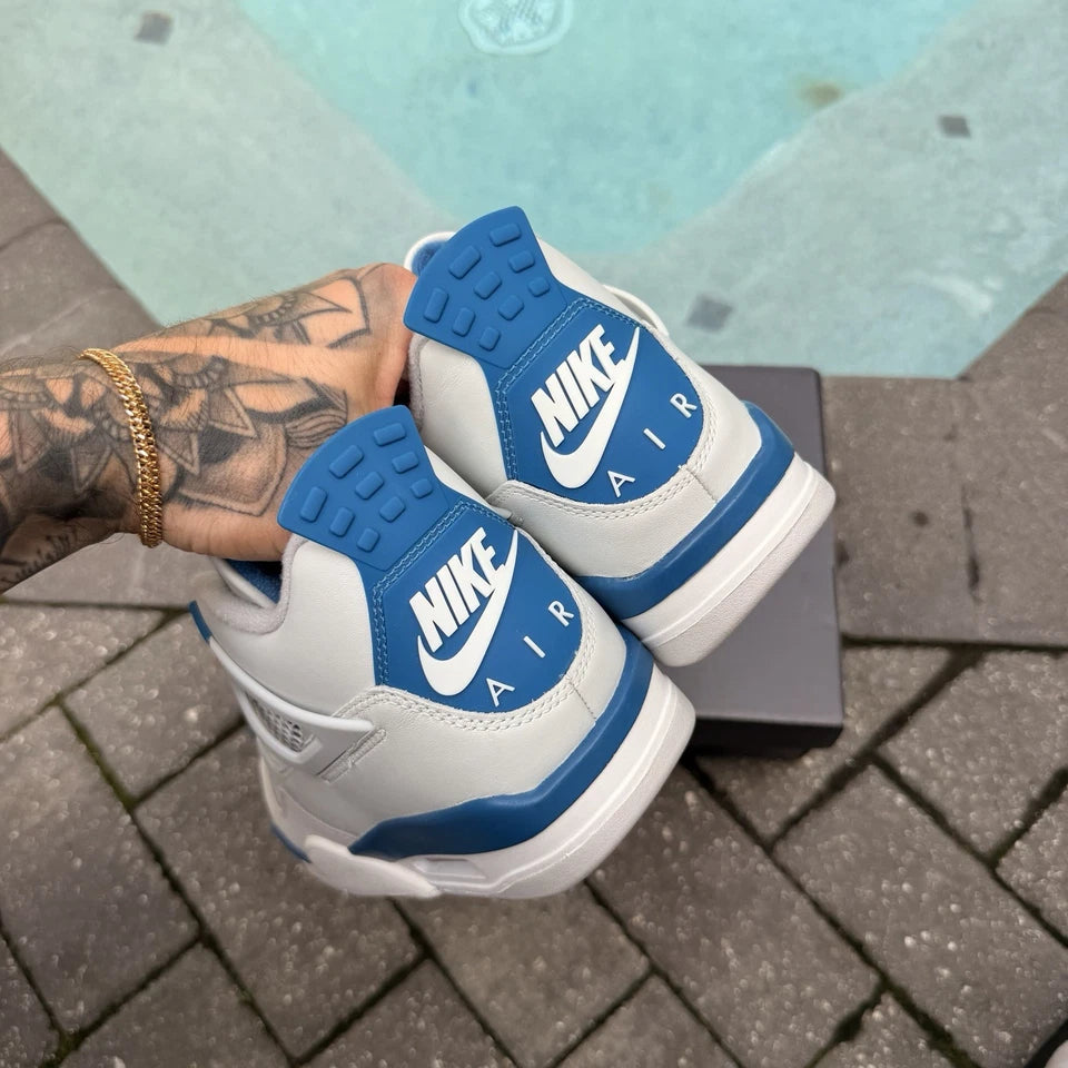 Air Jordan 4 Retro - Industrial Blue / Military Blue